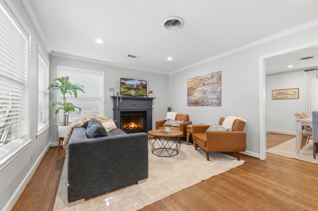 4927 W Hanover Avenue, Dallas, TX 75209