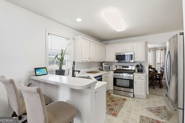 216 Stallion Run, Dallas, GA 30132