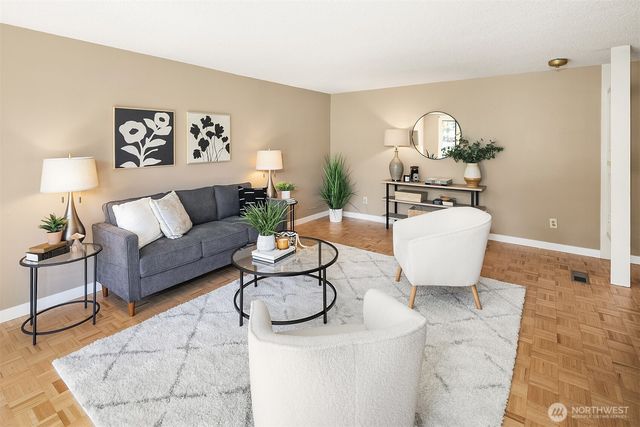 14602 SE 165th Place, Renton, WA 98058