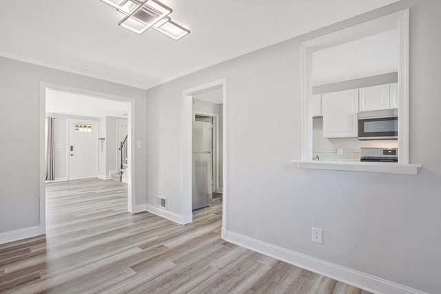 578 LUCIA AVE, Baltimore, MD 21229