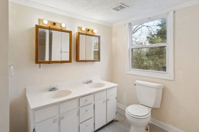 8457 KERRVILLE-ROSEMARK RD, Millington, TN 38053