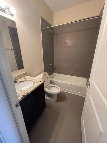 3128 W Walton Street 3, Chicago, IL 60622