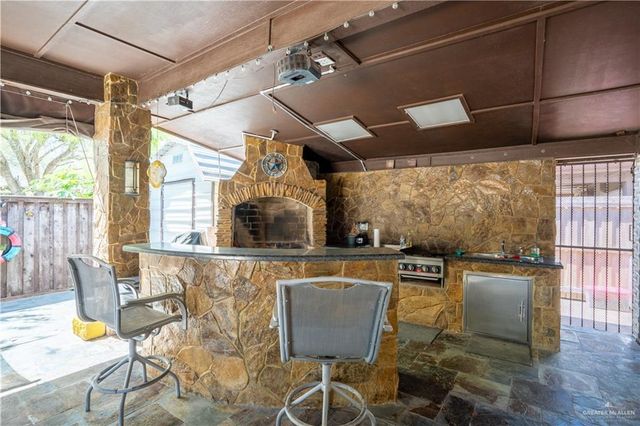 207 Dove Street, San Juan, TX 78589