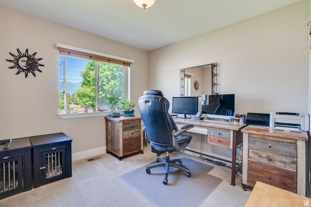 Image 16 of property listing at 3035 S BIG HOLLOW RD, Heber City, UT 84032