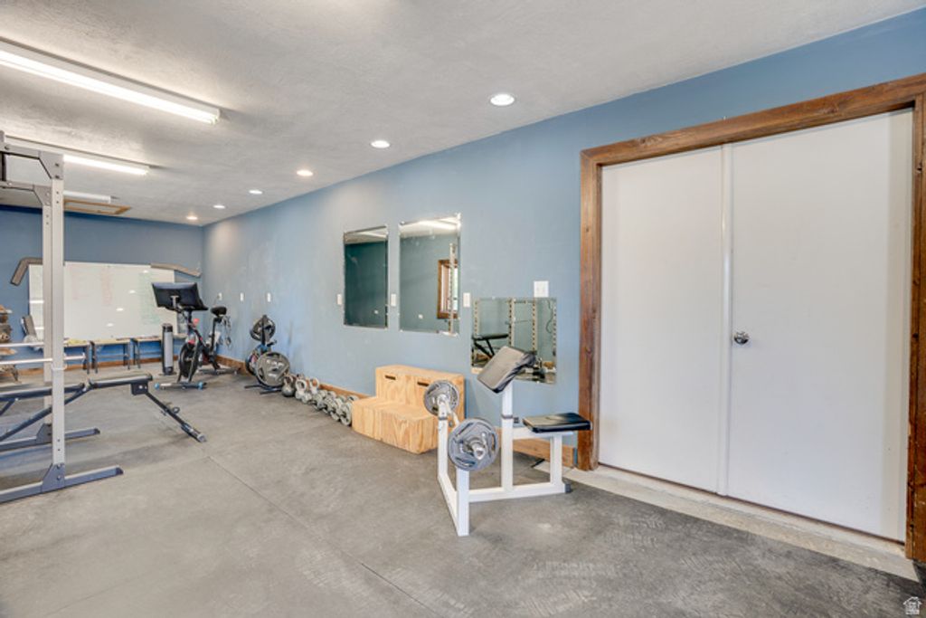 Image 49 of property listing at 3035 S BIG HOLLOW RD, Heber City, UT 84032