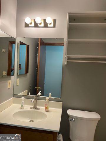 211 N Woodvalley Drive, Kingsland, GA 31548