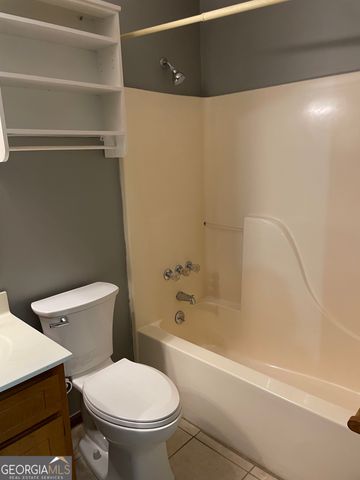 211 N Woodvalley Drive, Kingsland, GA 31548