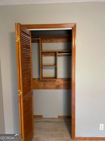 211 N Woodvalley Drive, Kingsland, GA 31548