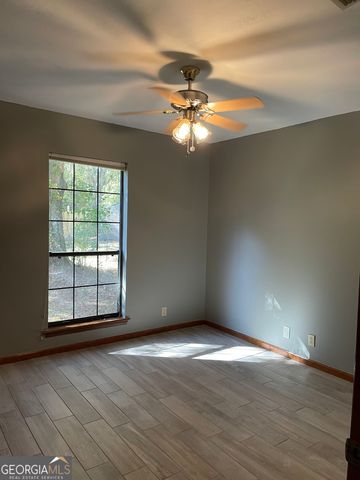 211 N Woodvalley Drive, Kingsland, GA 31548