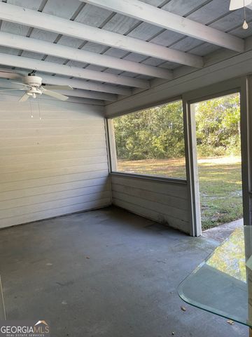 211 N Woodvalley Drive, Kingsland, GA 31548