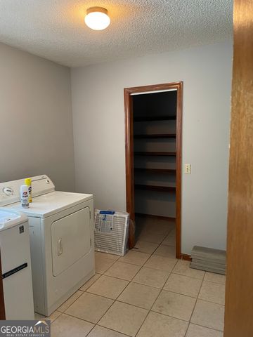 211 N Woodvalley Drive, Kingsland, GA 31548