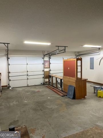 211 N Woodvalley Drive, Kingsland, GA 31548