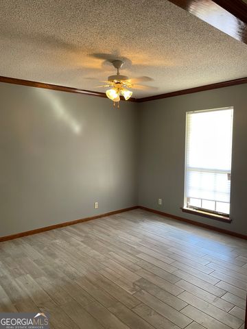 211 N Woodvalley Drive, Kingsland, GA 31548