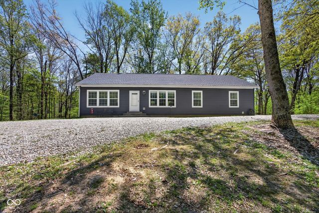 9451 S Chapel Hill Road, Heltonville, IN 47436