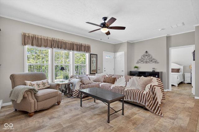 9451 S Chapel Hill Road, Heltonville, IN 47436
