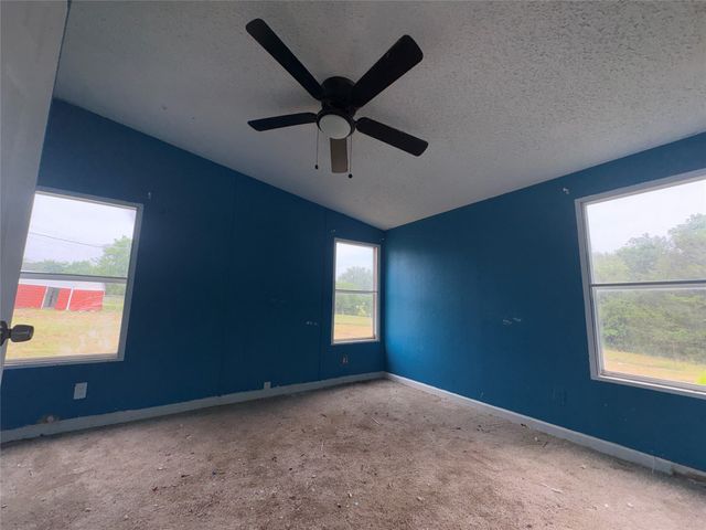 134 Canyon Valley Lane, Weatherford, TX 76085