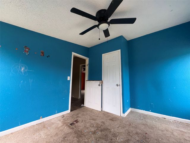 134 Canyon Valley Lane, Weatherford, TX 76085