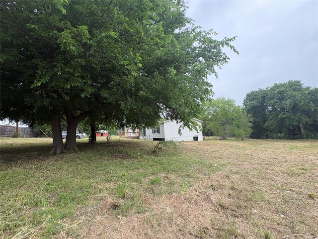 134 Canyon Valley Lane, Weatherford, TX 76085