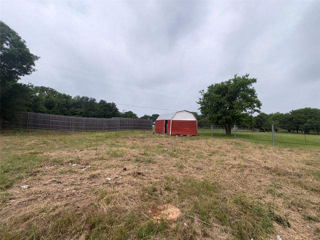 134 Canyon Valley Lane, Weatherford, TX 76085