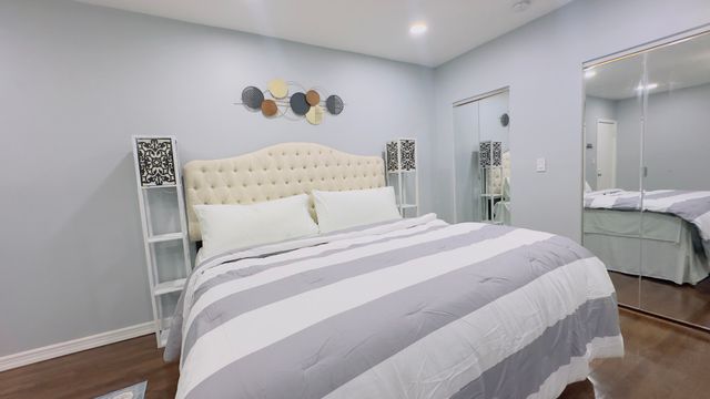 1411 W FARWELL Avenue E2, Chicago, IL 60626