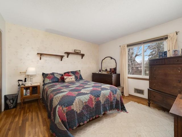 1773 Serpentine Drive, Eagan, MN 55122