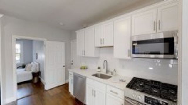836 Canterbury 1R, Boston, MA 02131