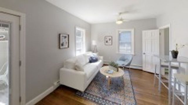 836 Canterbury 1R, Boston, MA 02131