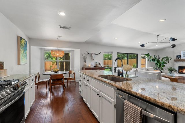 4705 Fieldstone DR, Austin, TX 78735