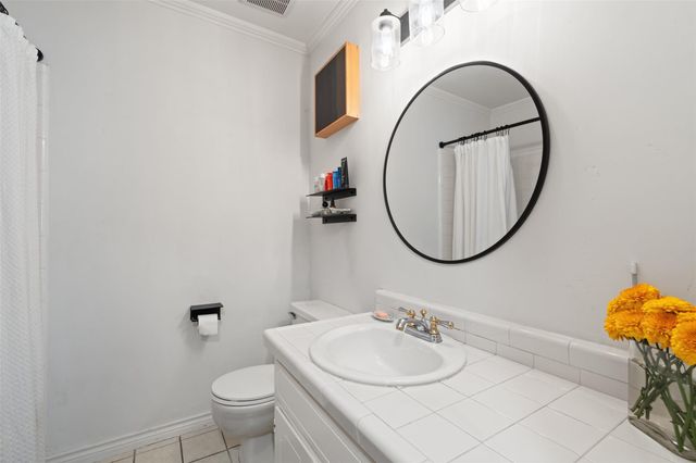 4705 Fieldstone DR, Austin, TX 78735