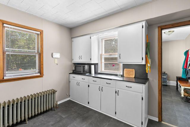 1075 Farrington Street, Saint Paul, MN 55117
