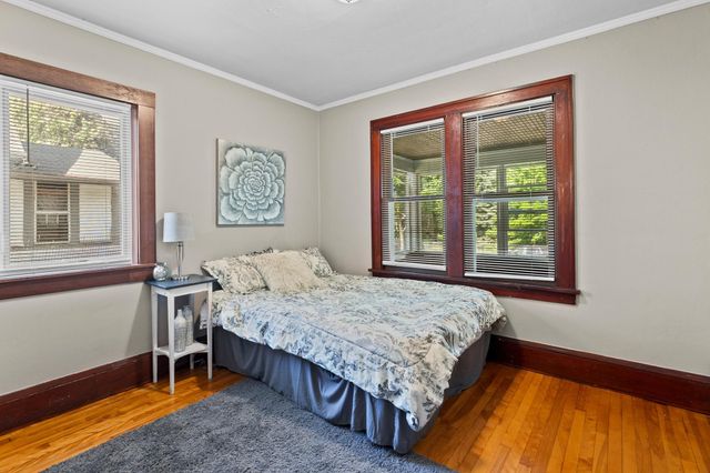1075 Farrington Street, Saint Paul, MN 55117