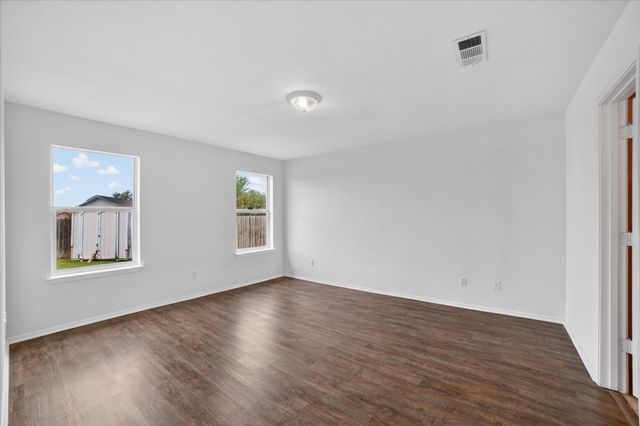 1201 Rye Glen Drive, Midlothian, TX 76065