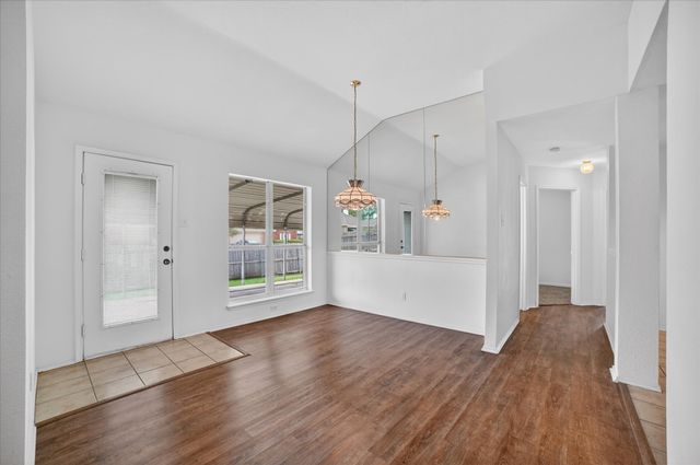 1201 Rye Glen Drive, Midlothian, TX 76065