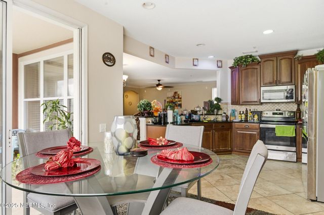 4480 DEERWOOD LAKE Parkway 532, Jacksonville, FL 32216