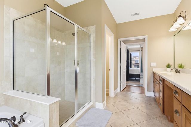 4480 DEERWOOD LAKE Parkway 532, Jacksonville, FL 32216