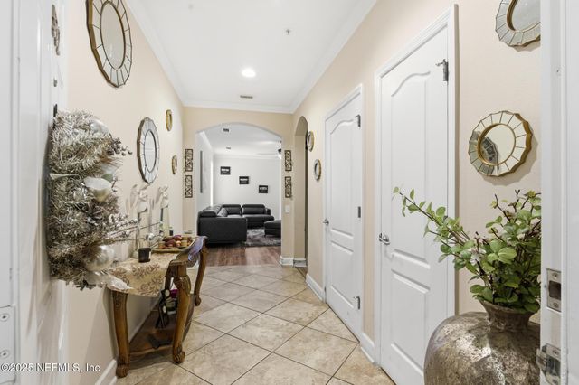 4480 DEERWOOD LAKE Parkway 532, Jacksonville, FL 32216