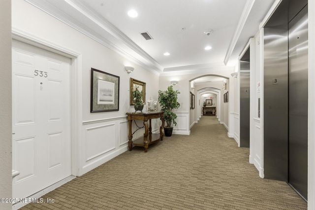 4480 DEERWOOD LAKE Parkway 532, Jacksonville, FL 32216