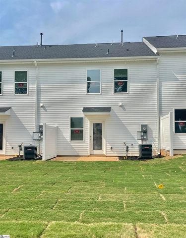 2039 Hillman Way, Roebuck, SC 29376