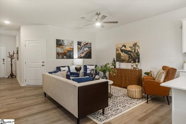 2039 Hillman Way, Roebuck, SC 29376