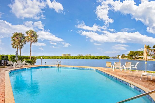 6550 N Ocean Boulevard 1, Ocean Ridge, FL 33435