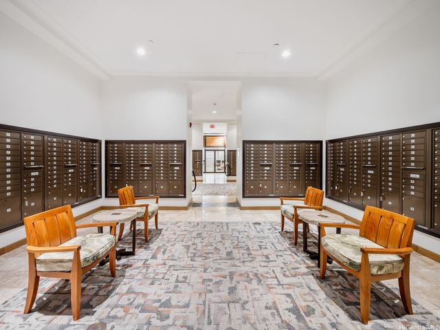 1777 Ala Moana Boulevard 213, Honolulu, HI 96815