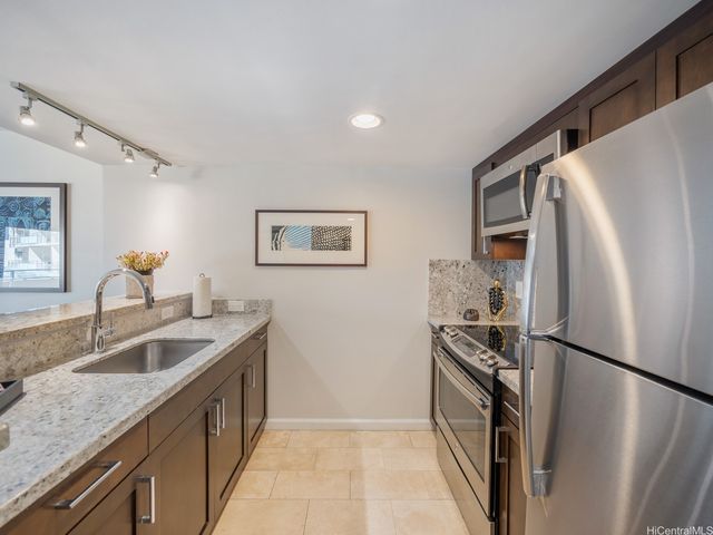 1777 Ala Moana Boulevard 213, Honolulu, HI 96815