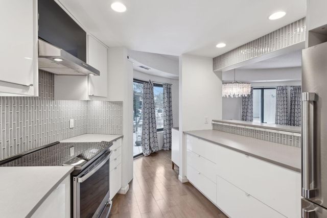 3151 Dean Court B106, Minneapolis, MN 55416