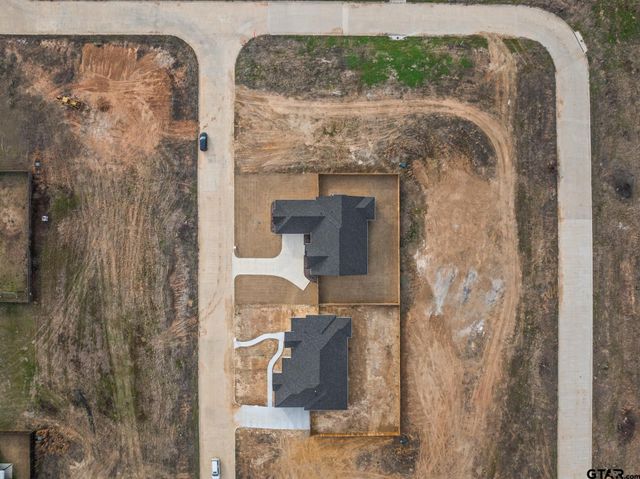 1003 Stone Haven, Mt Pleasant, TX 75455