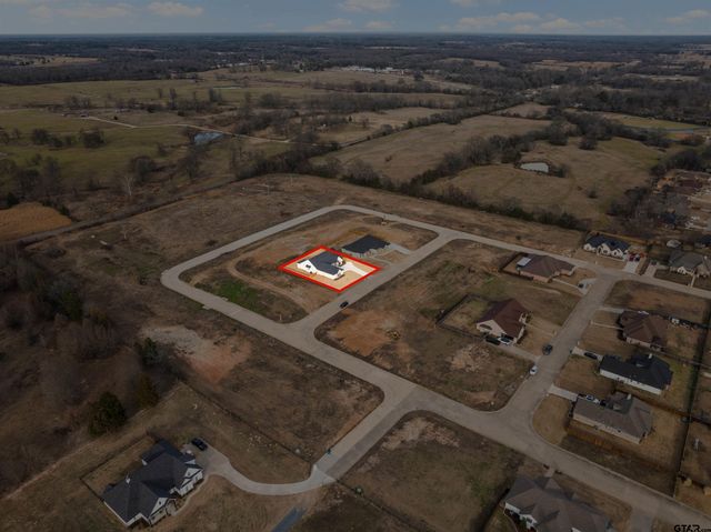 1003 Stone Haven, Mt Pleasant, TX 75455