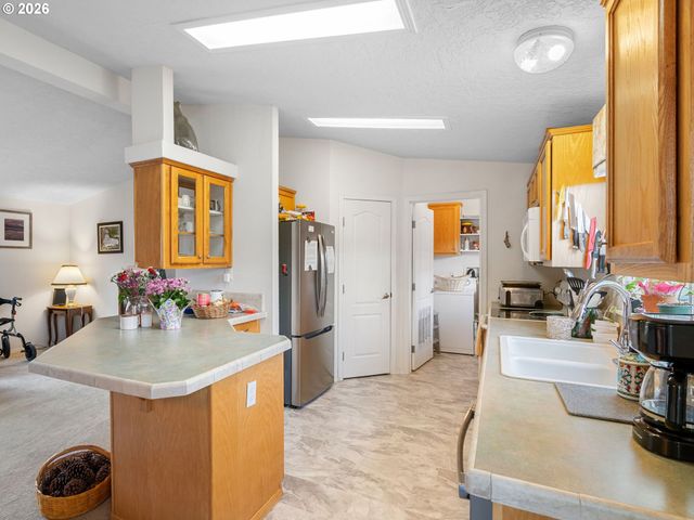 11772 Sw ROYAL VILLA Dr, Portland, OR 97224