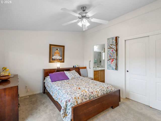 11772 Sw ROYAL VILLA Dr, Portland, OR 97224