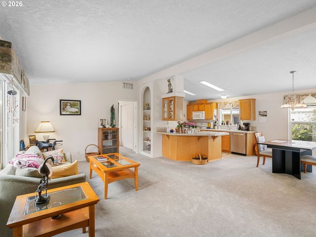11772 Sw ROYAL VILLA Dr, Portland, OR 97224