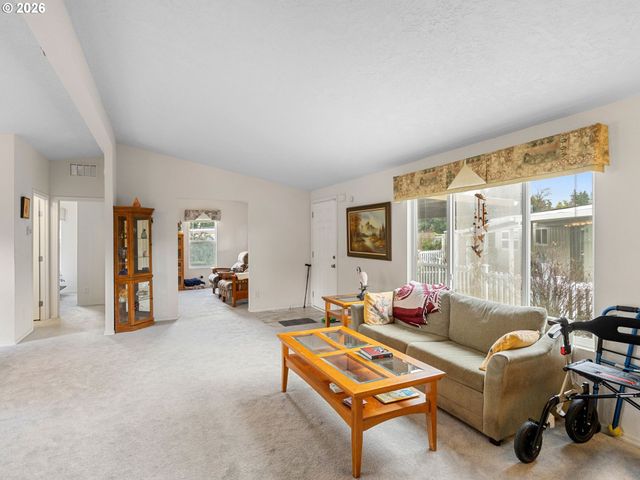 11772 Sw ROYAL VILLA Dr, Portland, OR 97224
