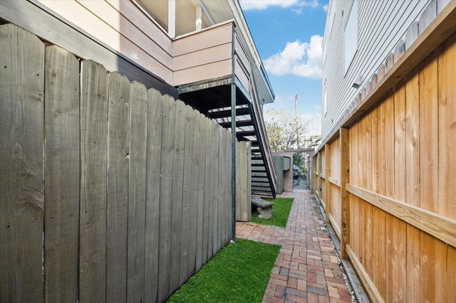 2414 Morse Street 3, Houston, TX 77019